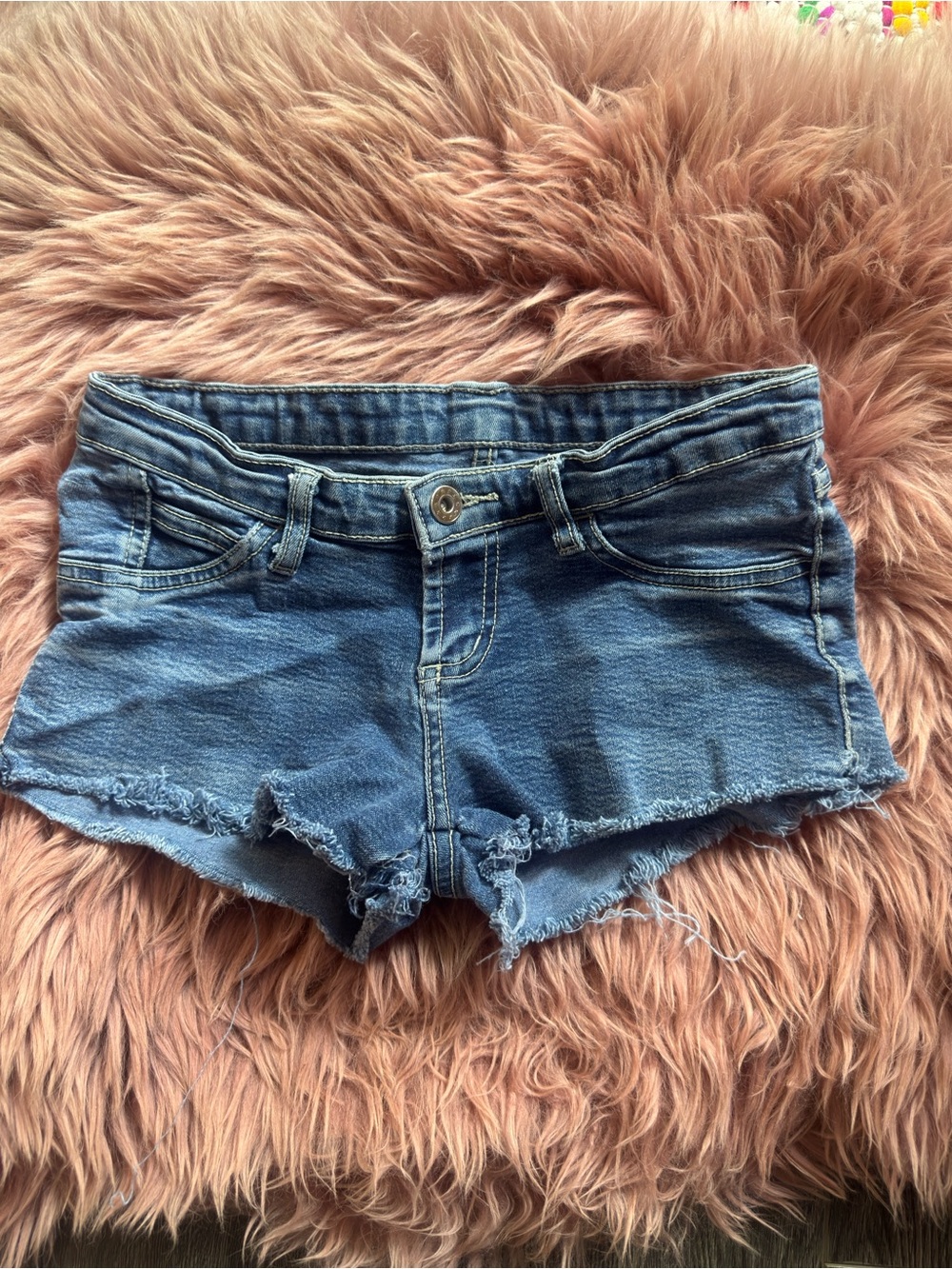 Denim Frayed Hem Women's Shorts - Blue